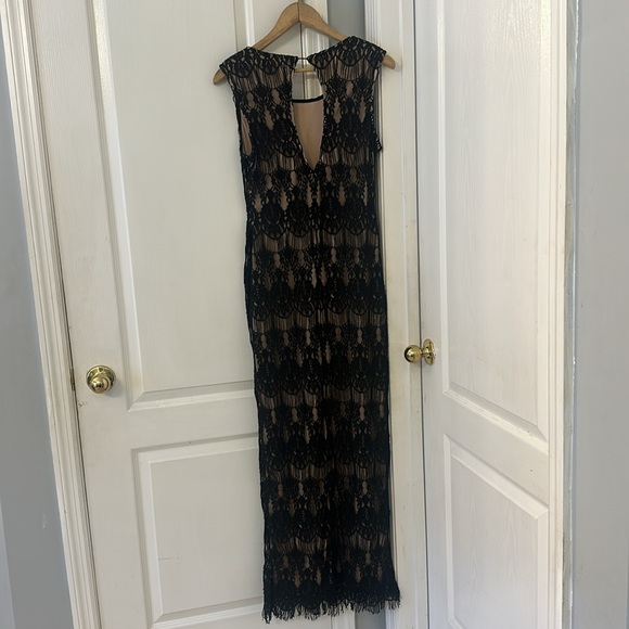 Rachel & Chloé Black Lace Nude Illusion Maxi Dress – Size M - Picture 8 of 10